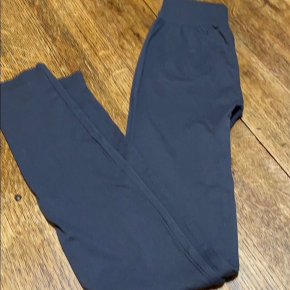 Nikibiki Leggings - Picture 1 of 1